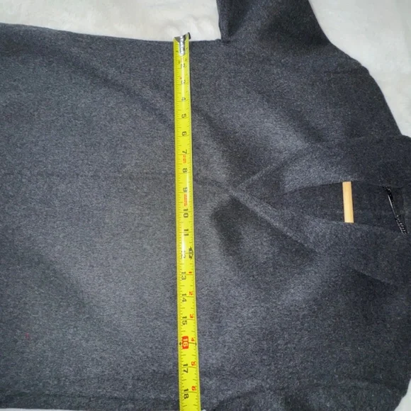 A0085 ELIE TAHARI LONG WOOL COAT WITH FAUX FUR ON BOTTOM SIZE SMALL